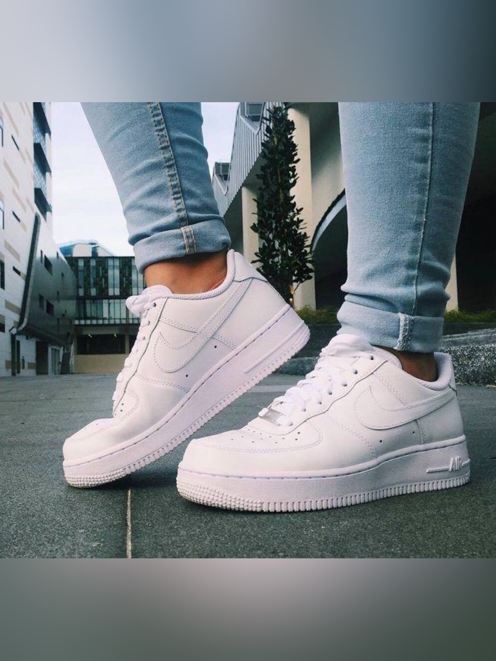 Nike Air Force 1 Low Triple White Sneakers Women’s Size 7 Classic Casual Shoes